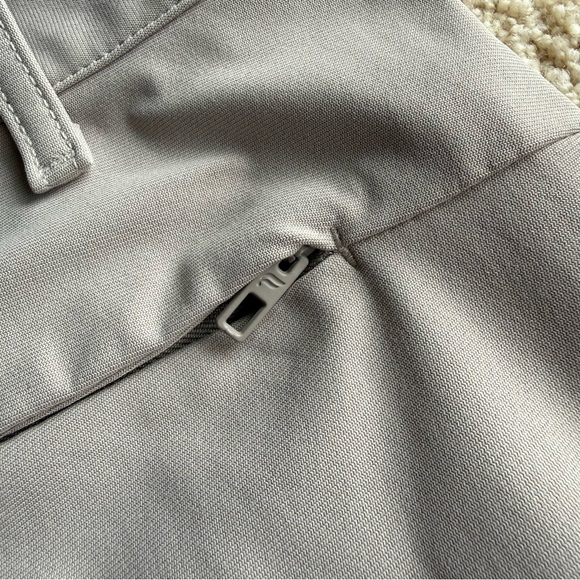 Fabletics Men’s Gray Performance Pants 35x30 Athletic Golf Stretch Lightweight - Picture 9 of 11